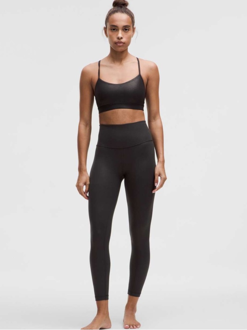 Lululemon Align High-Rise Pant 25"
Shimmer Luxe Shine Foil Black size 10 - Picture 14 of 14